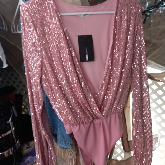 Fashion Nova XL Pink Sequined Bodysuit NWT - Picture 2 of 3